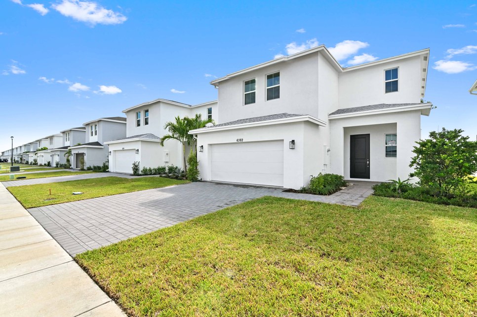 Discover the Symphony Place Community in West Palm Beach, Florida