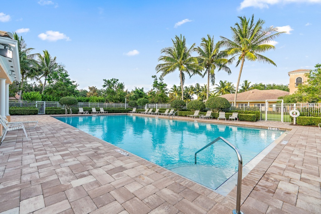Discover the Charm of Tuscany at Abacoa: A Gem in Jupiter, Florida