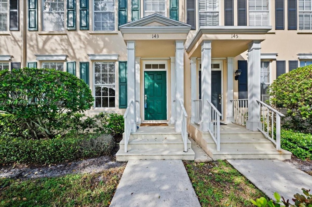 Discovering the Charm of Charleston Court at Abacoa: Your Gateway to a Vibrant Jupiter Lifestyle