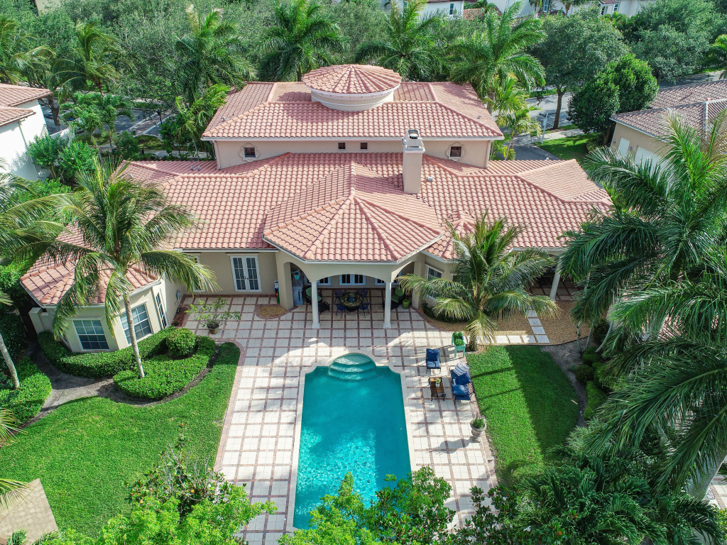 A Luxurious Escape: Unwinding Valencia at Abacoa in Jupiter, Florida