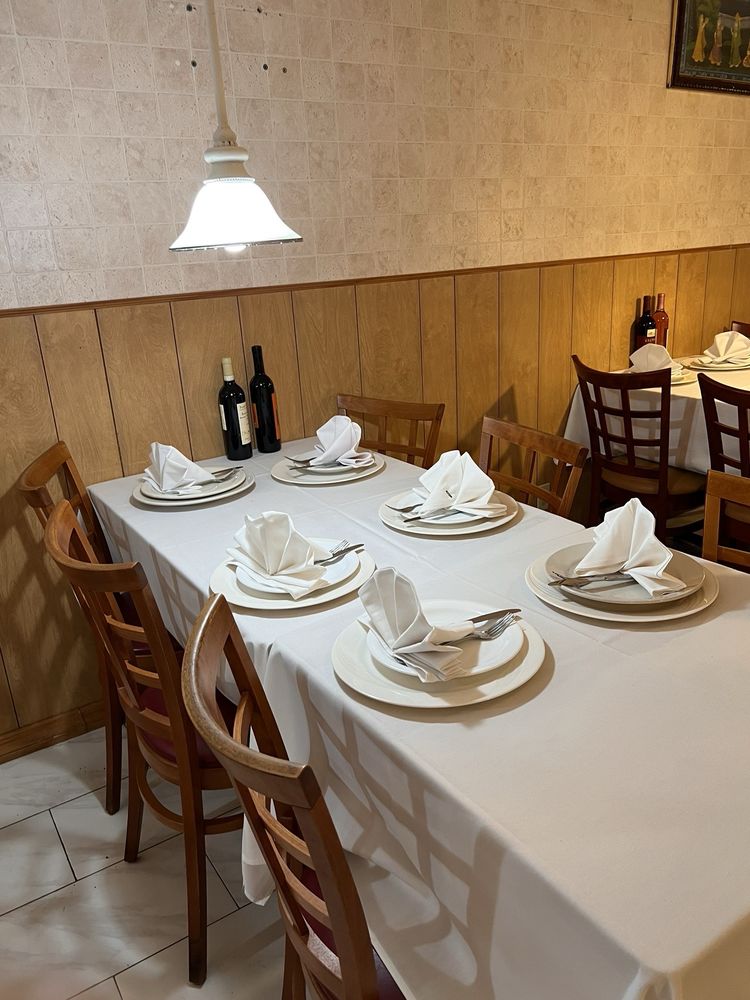 Taj Mahal Indian Cuisine1