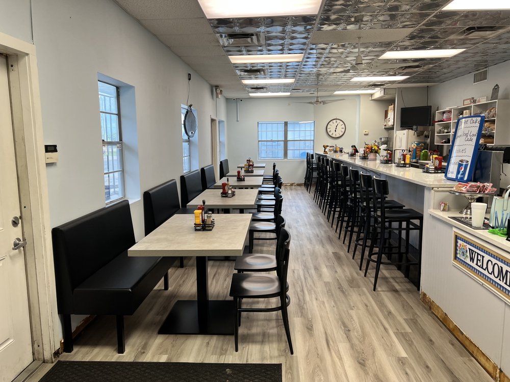 he Hideout Kitchen and Cafe1