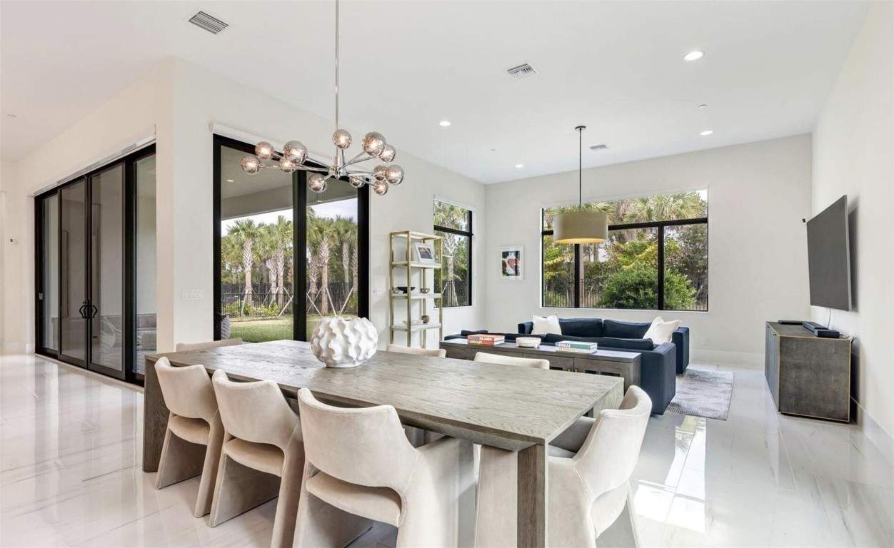Coral Isles interior
