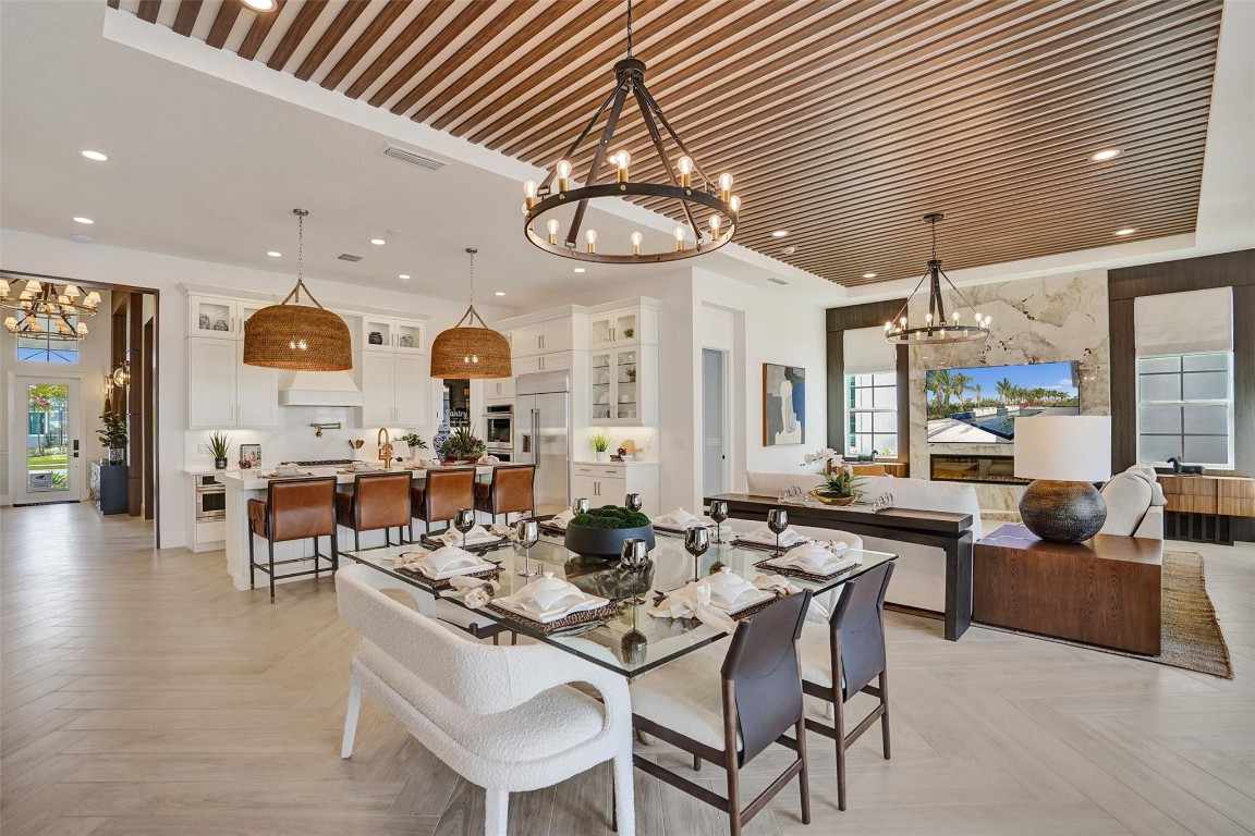 Esprit model home