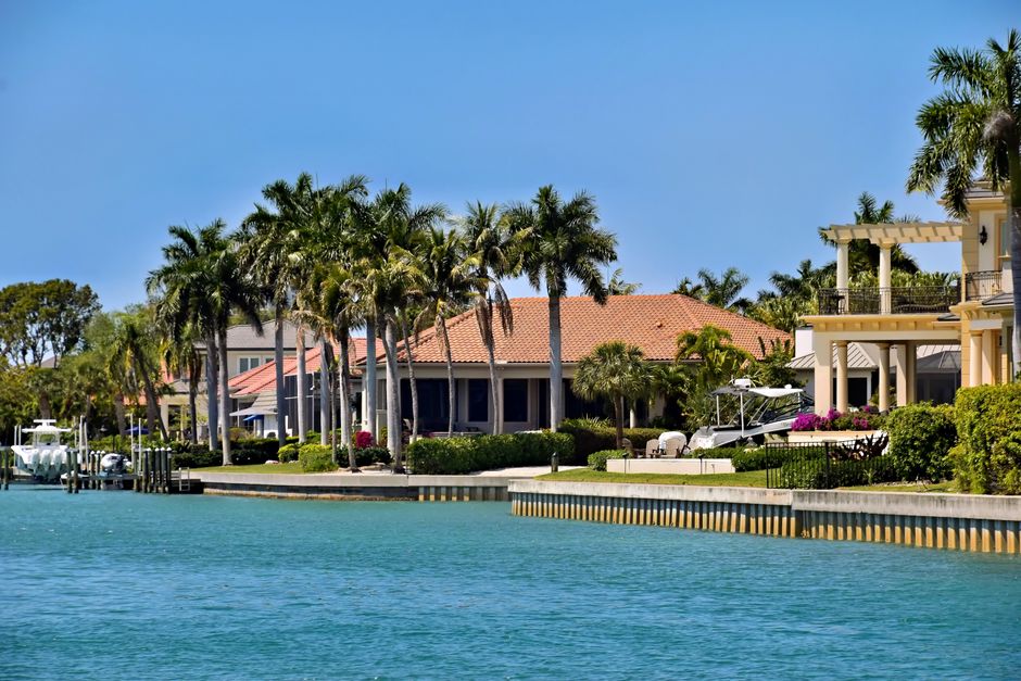 Jupiter Farms vs Palm Beach Country Estates: Which Is Right for You in 2026?